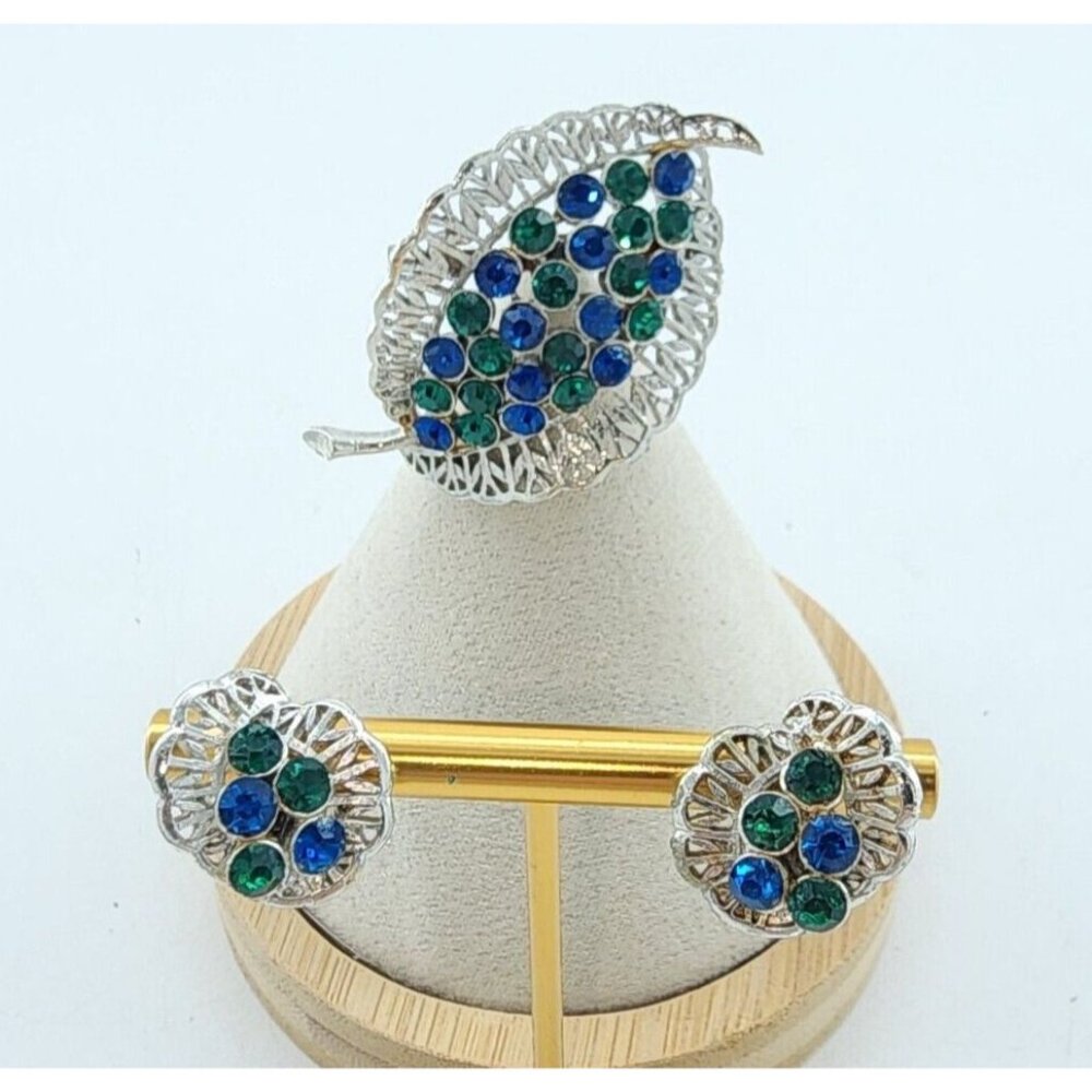 Vintage CORO Green/Blue Rhinestone Clip on Earrings and Brooch Pin Jewelry‎ Set